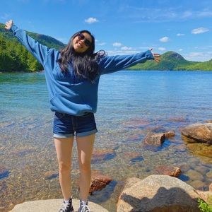 Meet your Posher, Ashley